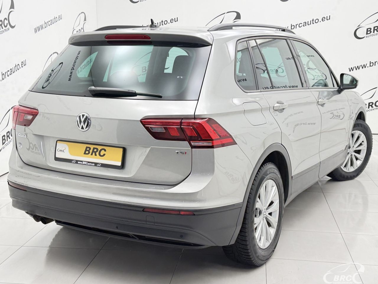 Volkswagen Tiguan | 49