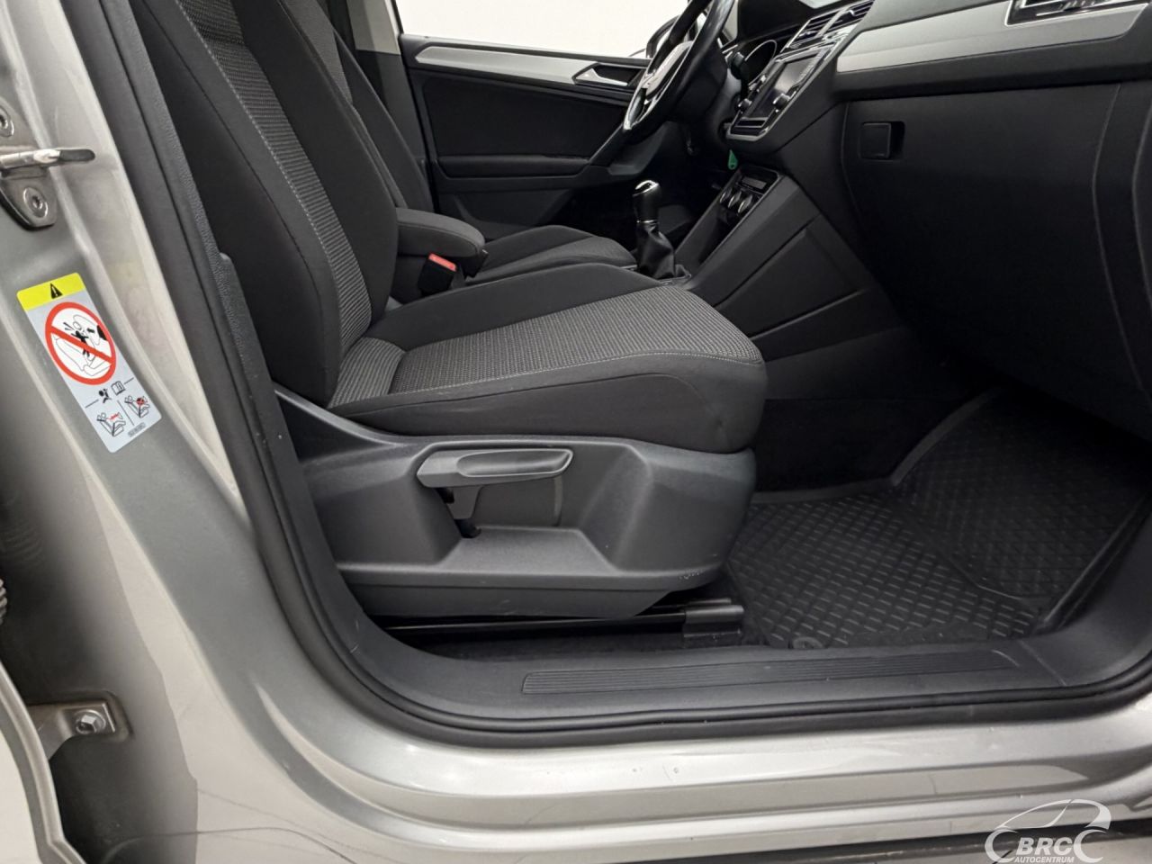 Volkswagen Tiguan | 5