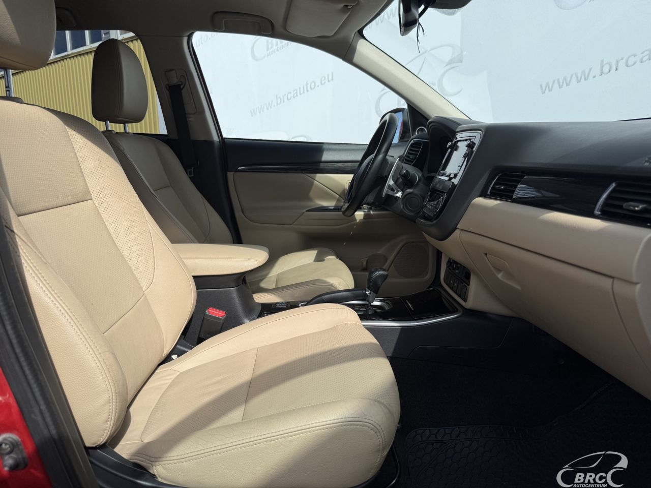 Mitsubishi Outlander | 8