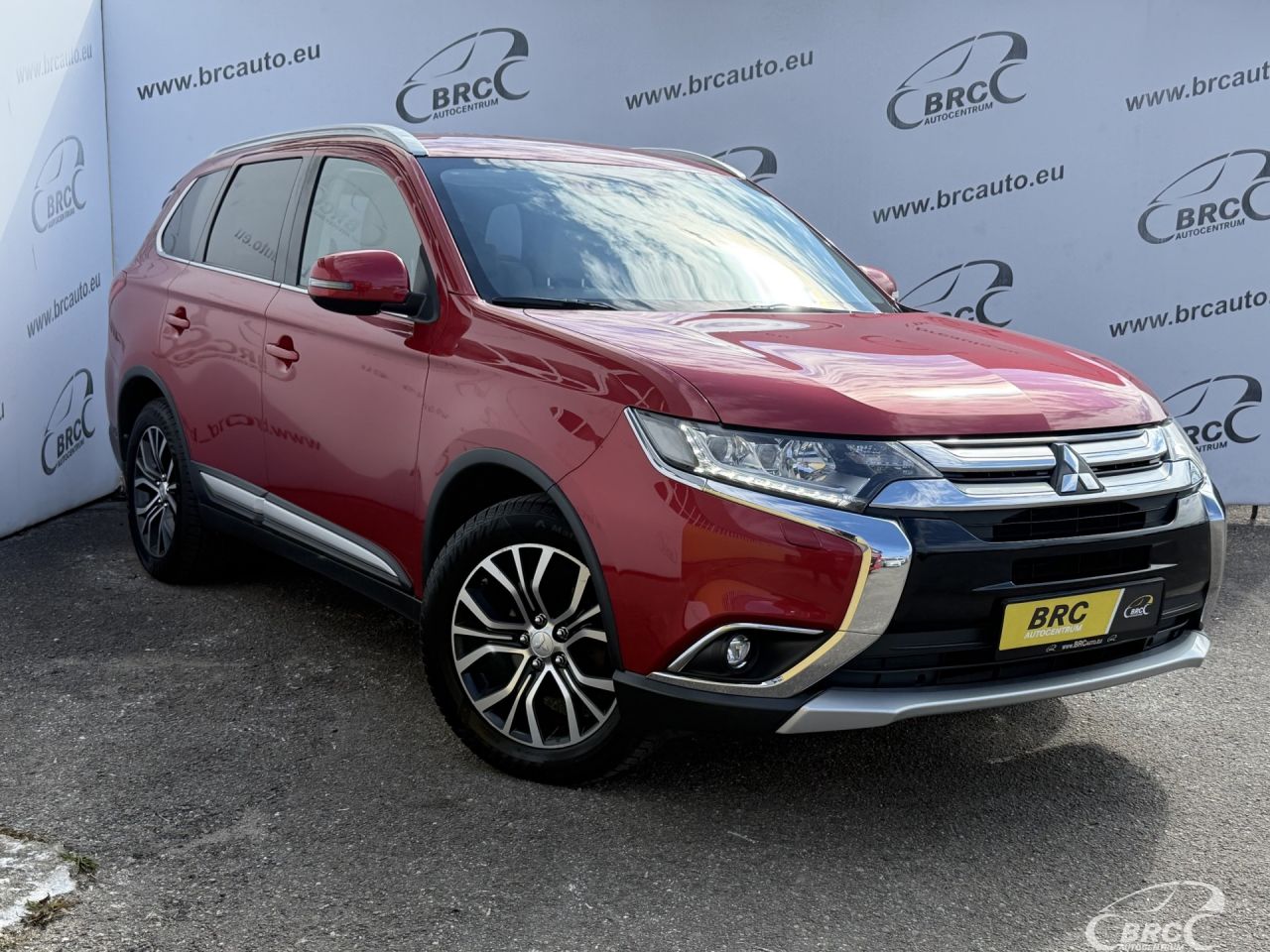 Mitsubishi Outlander | 34