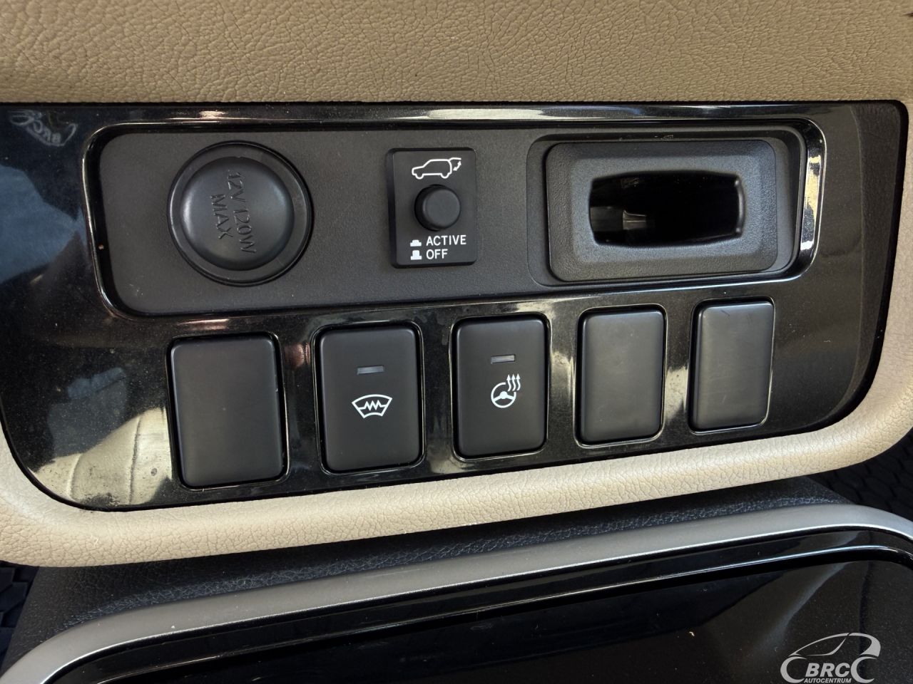 Mitsubishi Outlander | 28