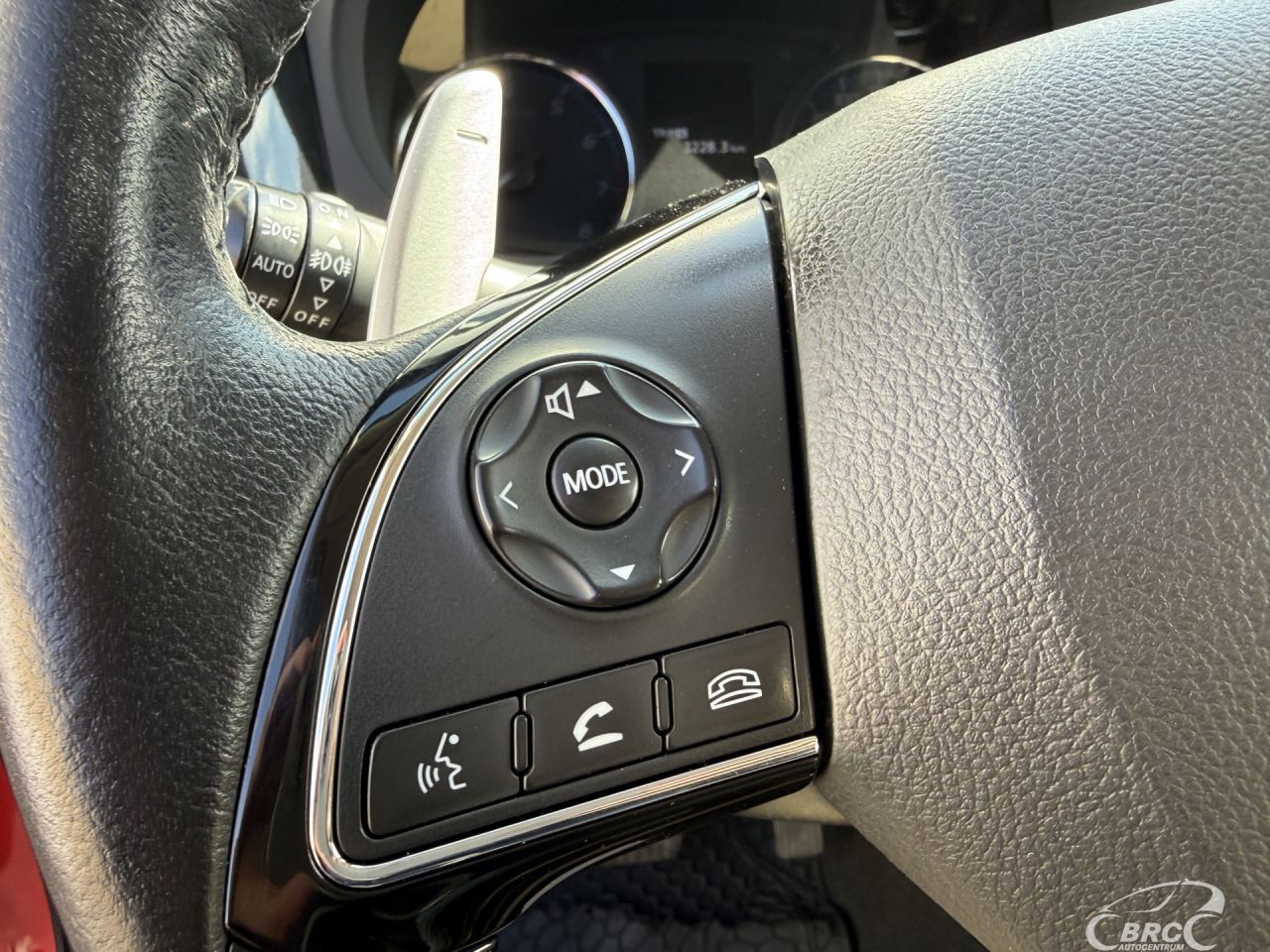 Mitsubishi Outlander | 24