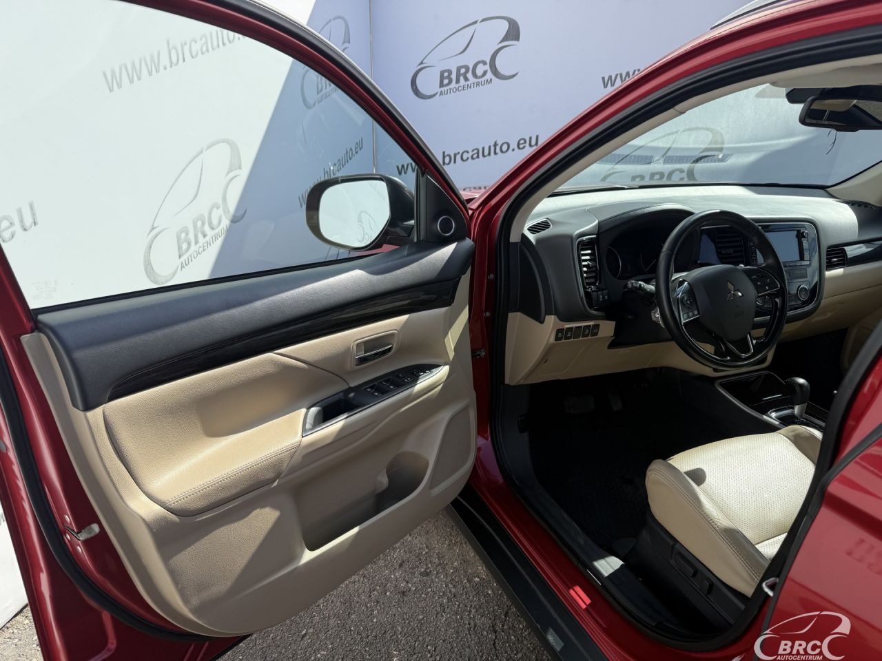 Mitsubishi Outlander | 16