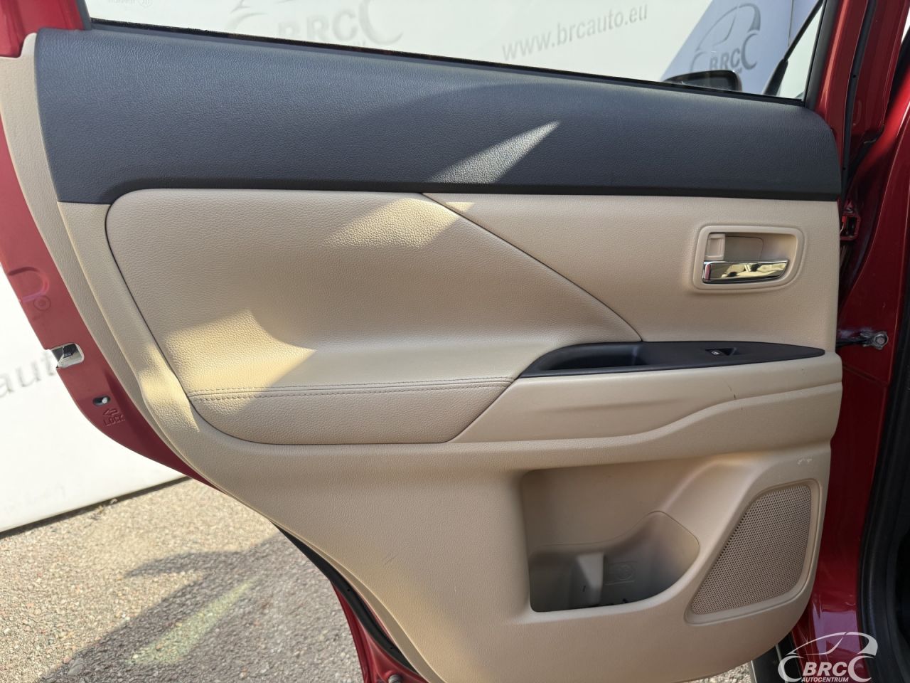 Mitsubishi Outlander | 13