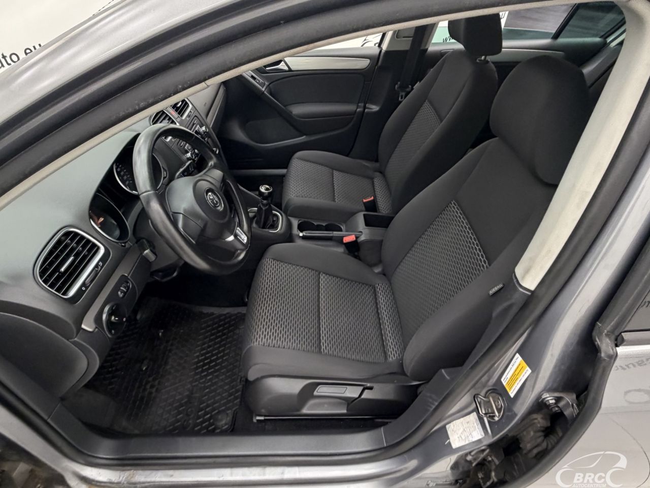 Volkswagen Golf | 19