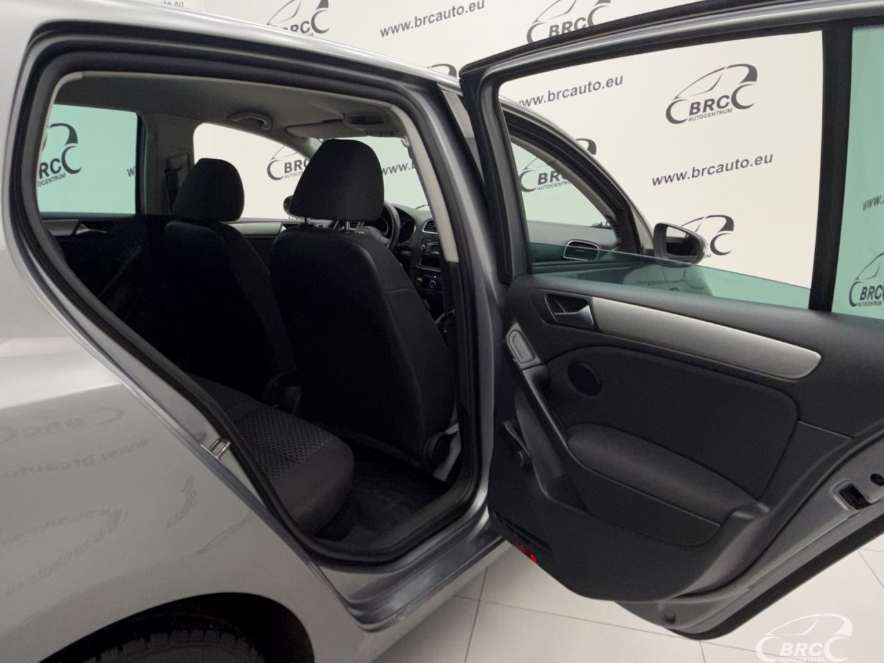 Volkswagen Golf | 11