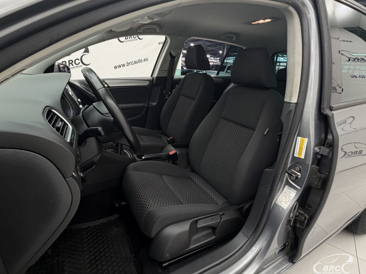 Volkswagen Golf | 21