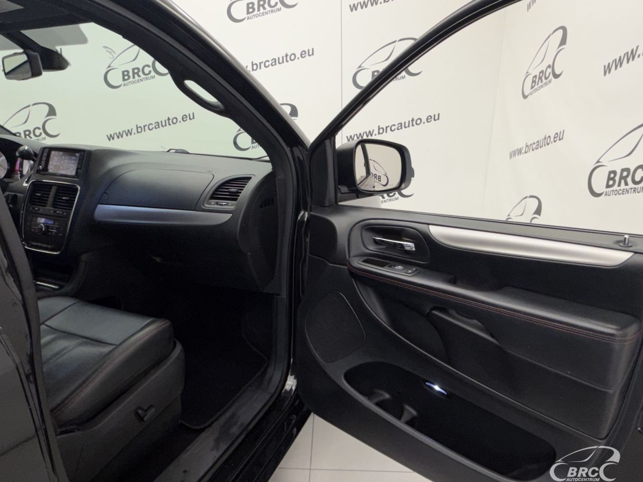 Dodge Grand Caravan | 7