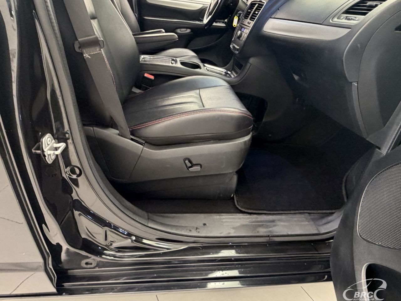 Dodge Grand Caravan | 5