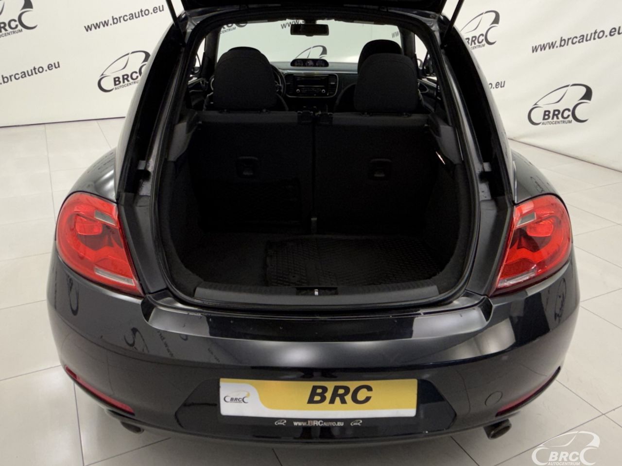 Volkswagen Beetle | 32