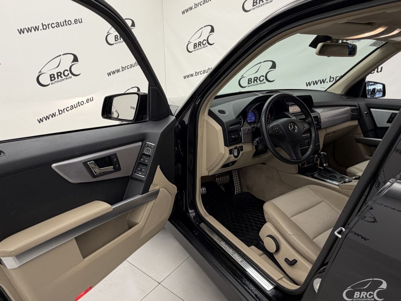 Mercedes-Benz GLK250 | 18