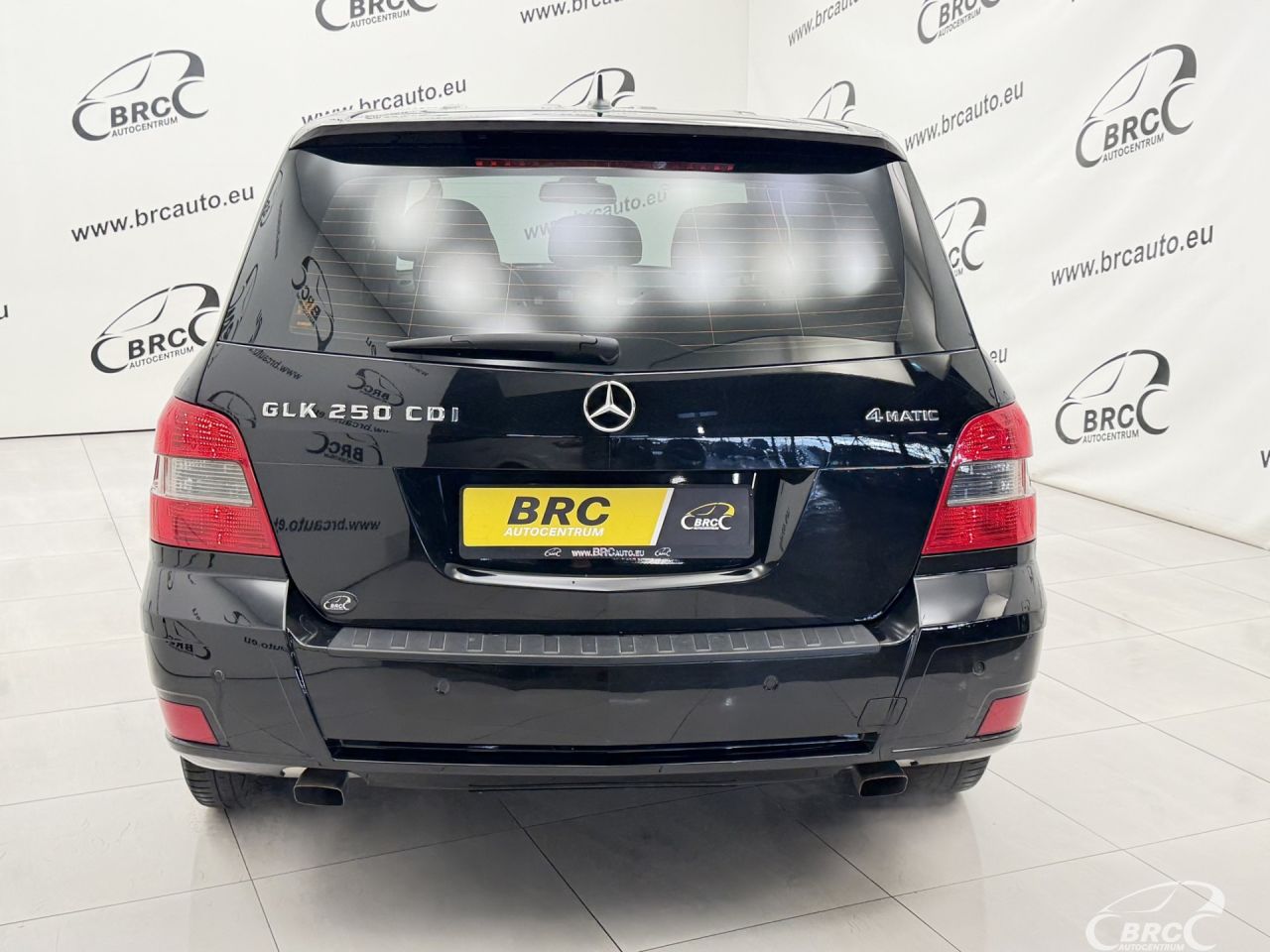 Mercedes-Benz GLK250 | 41