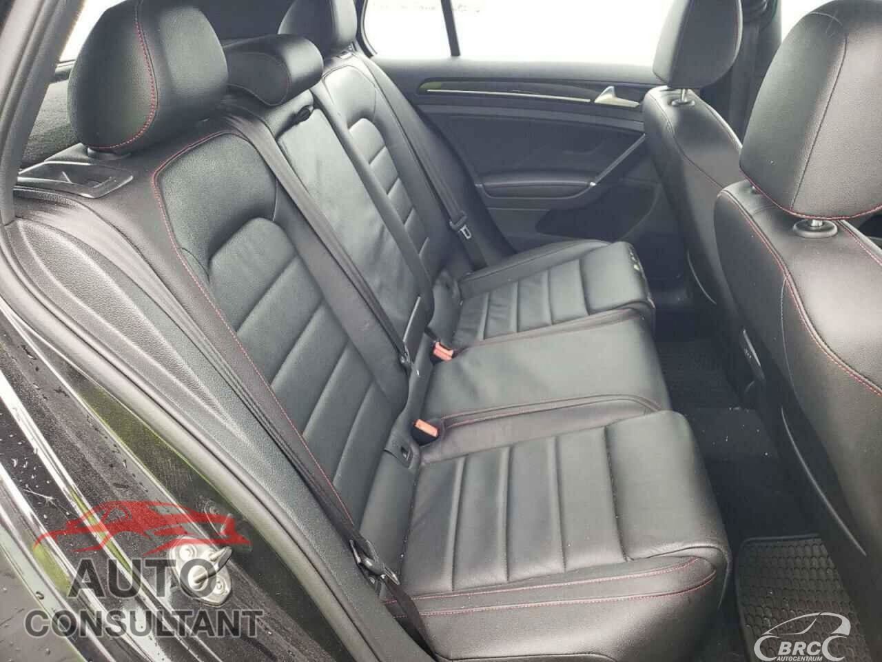 Volkswagen Golf | 92