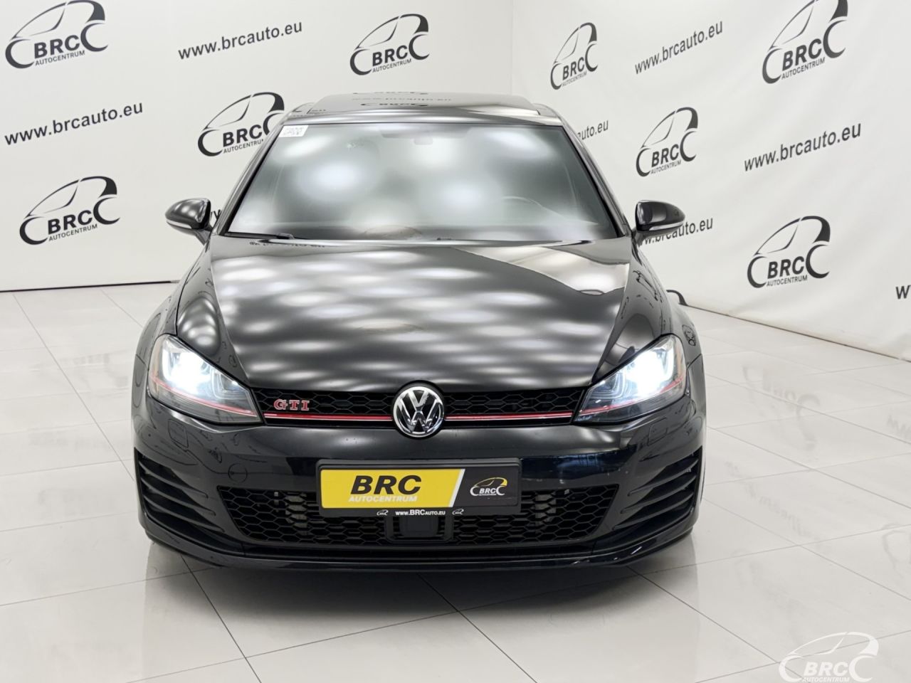 Volkswagen Golf | 82