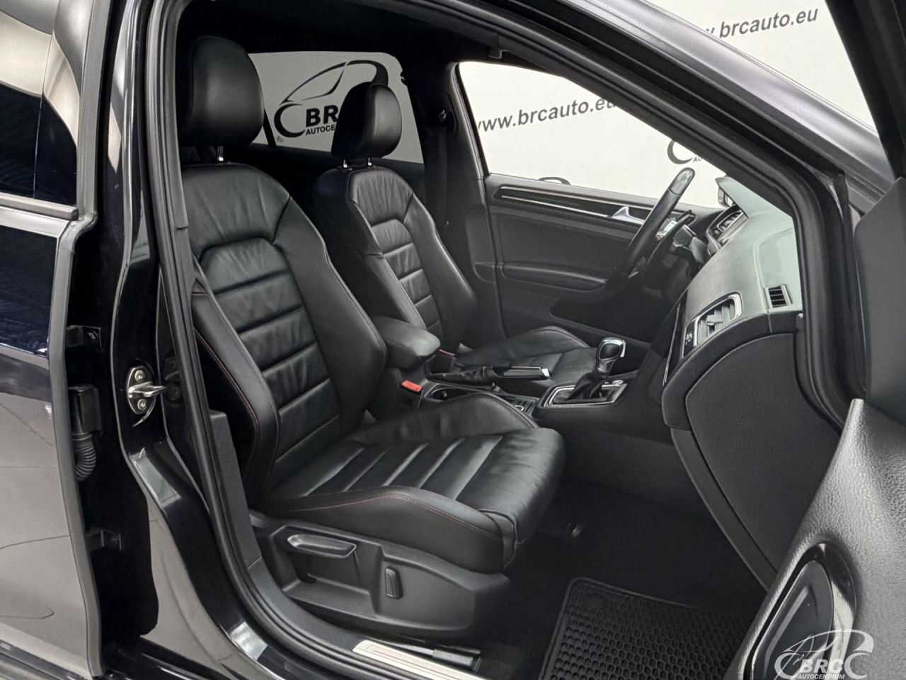 Volkswagen Golf | 11