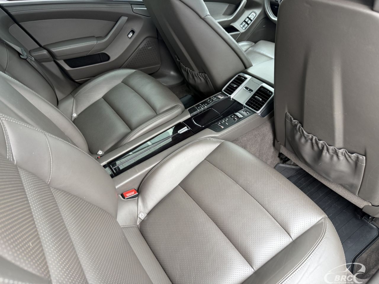 Porsche Panamera | 10