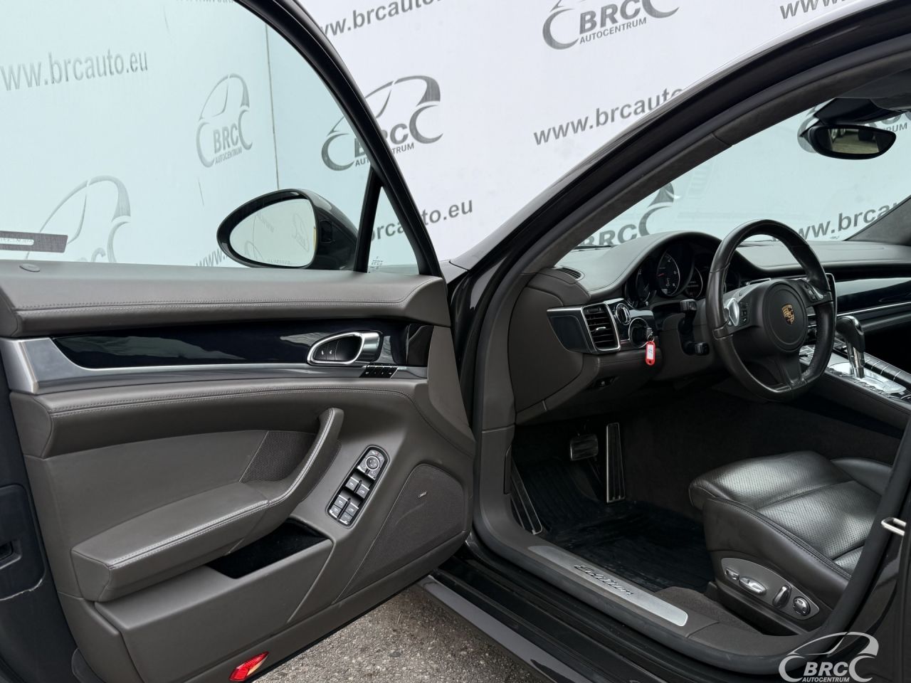 Porsche Panamera | 16