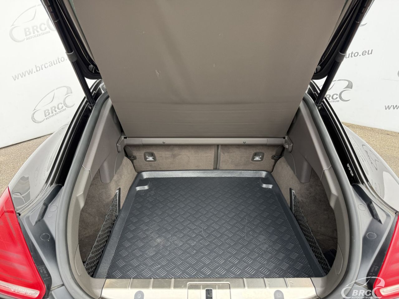 Porsche Panamera | 12