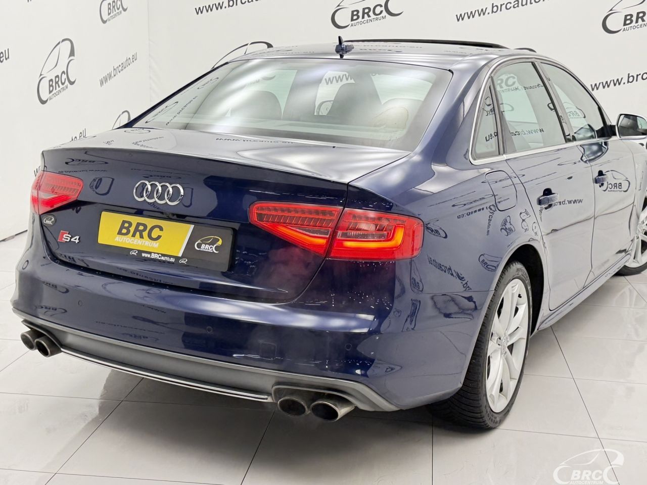 Audi S4 | 43