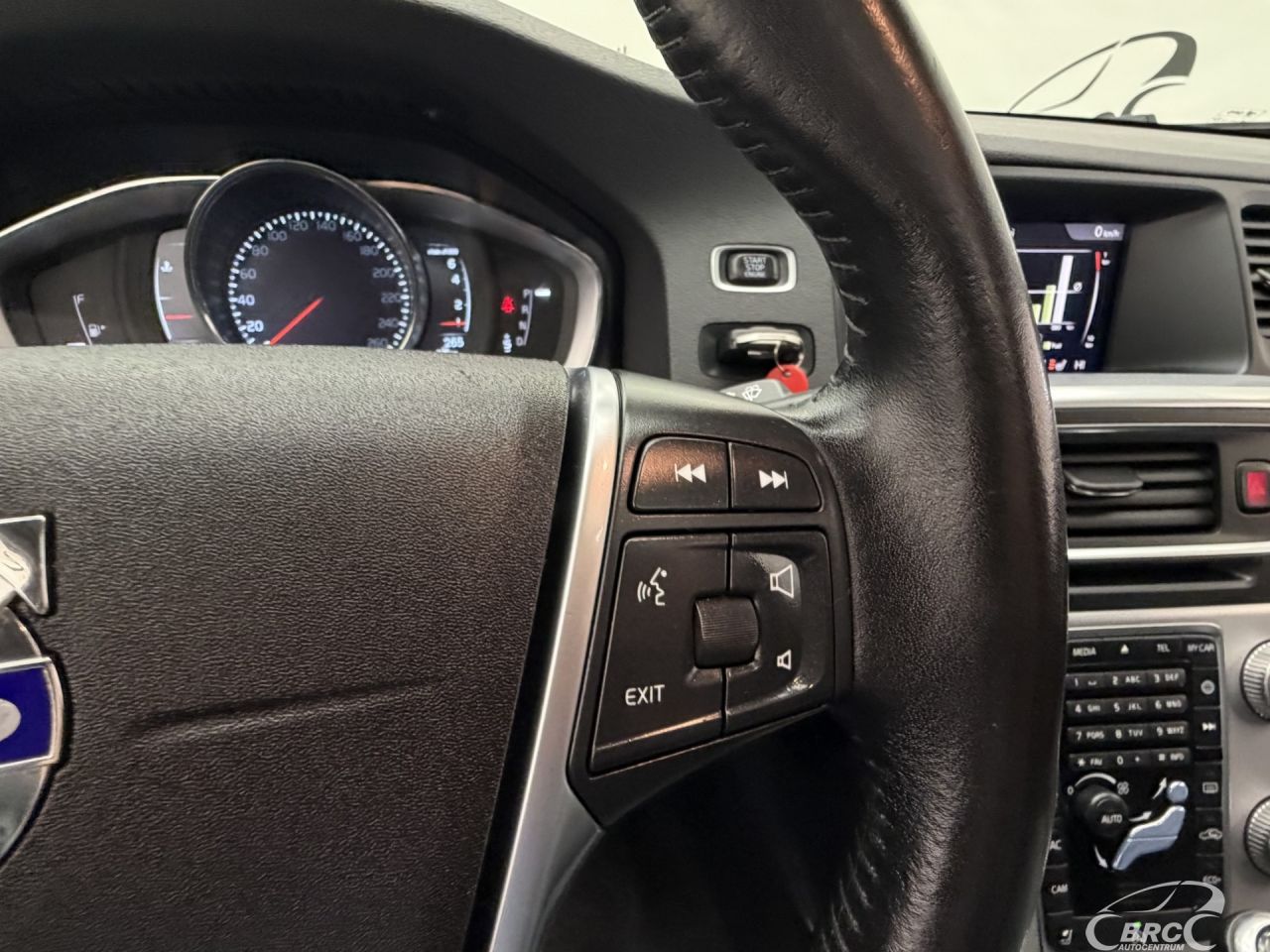 Volvo V60 | 49