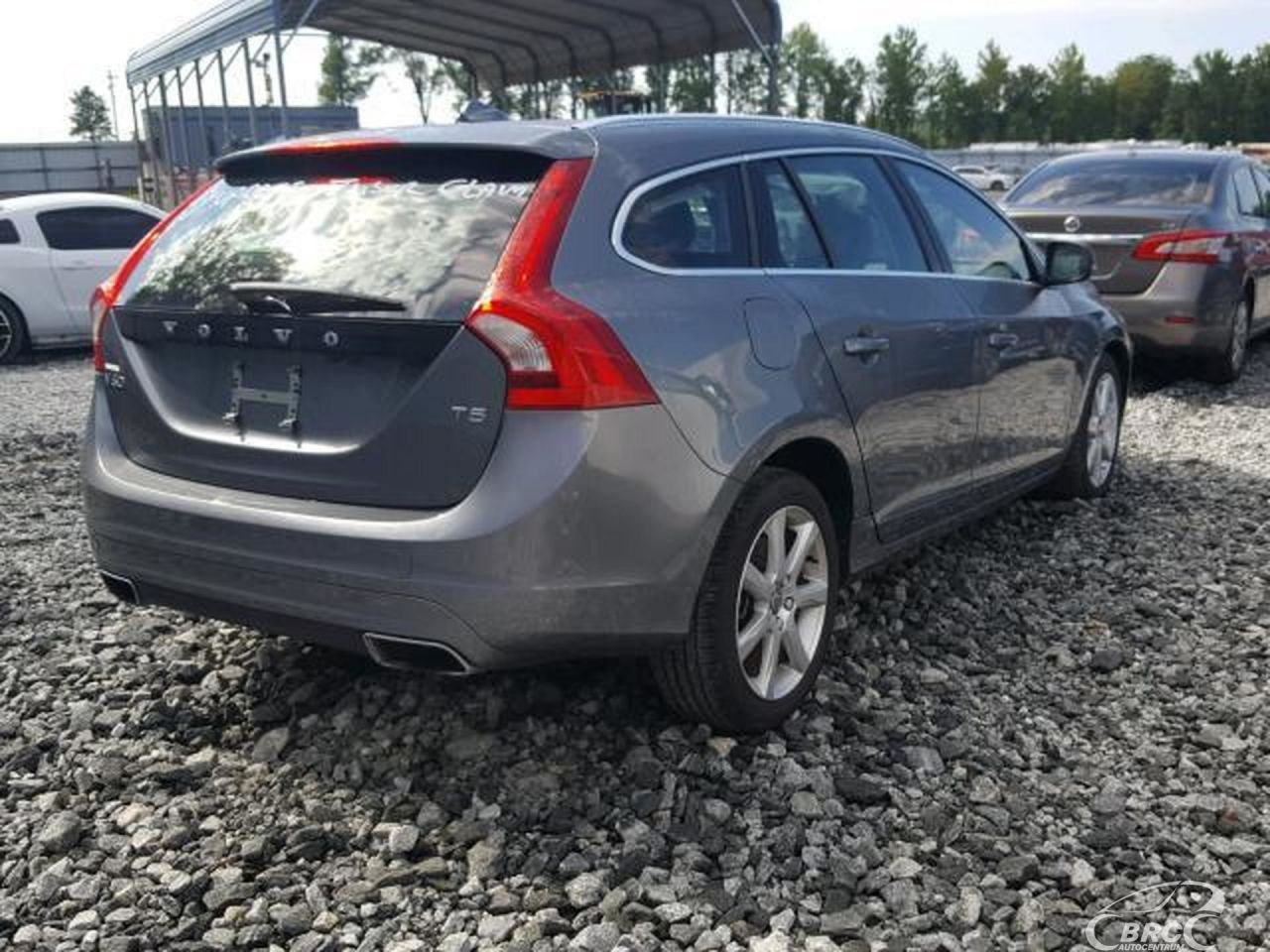 Volvo V60 | 96