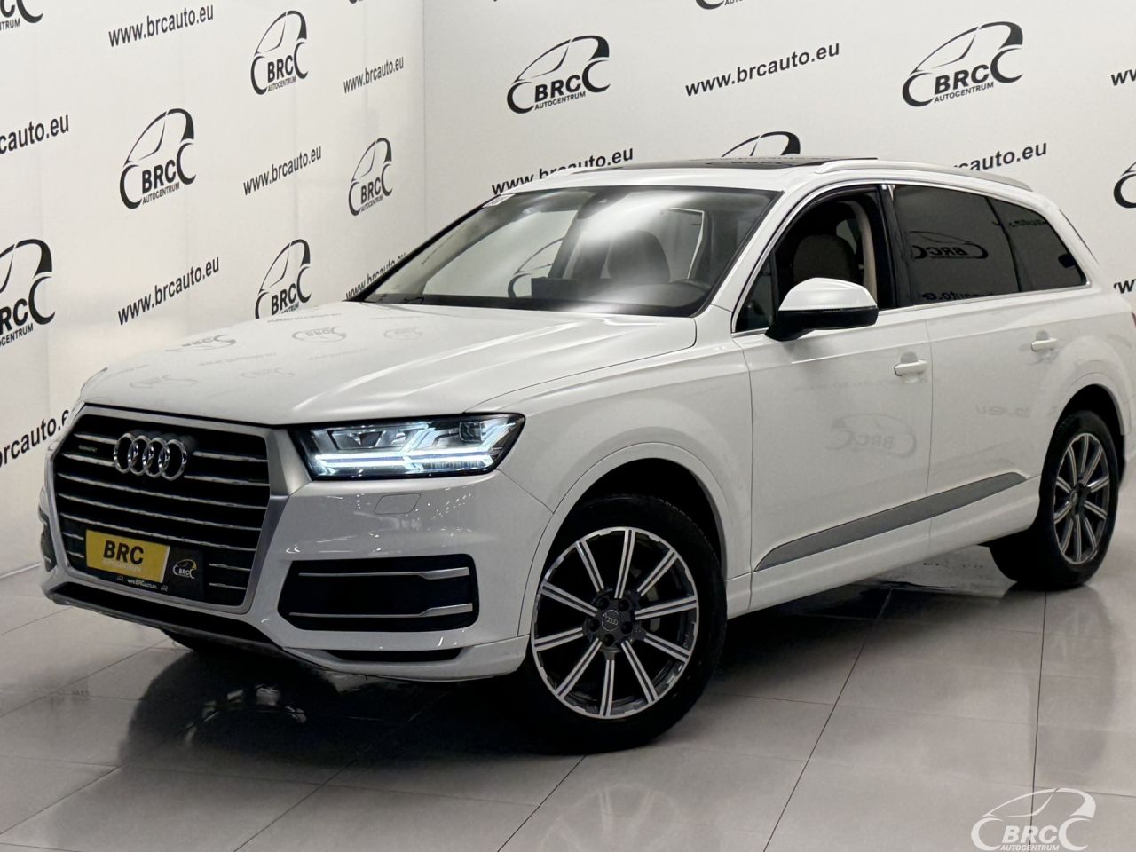Audi Q7 | 54