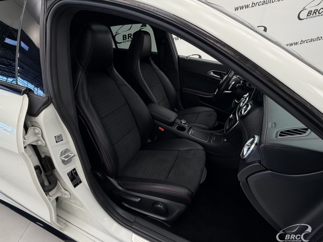 Mercedes-Benz CLA220 | 6