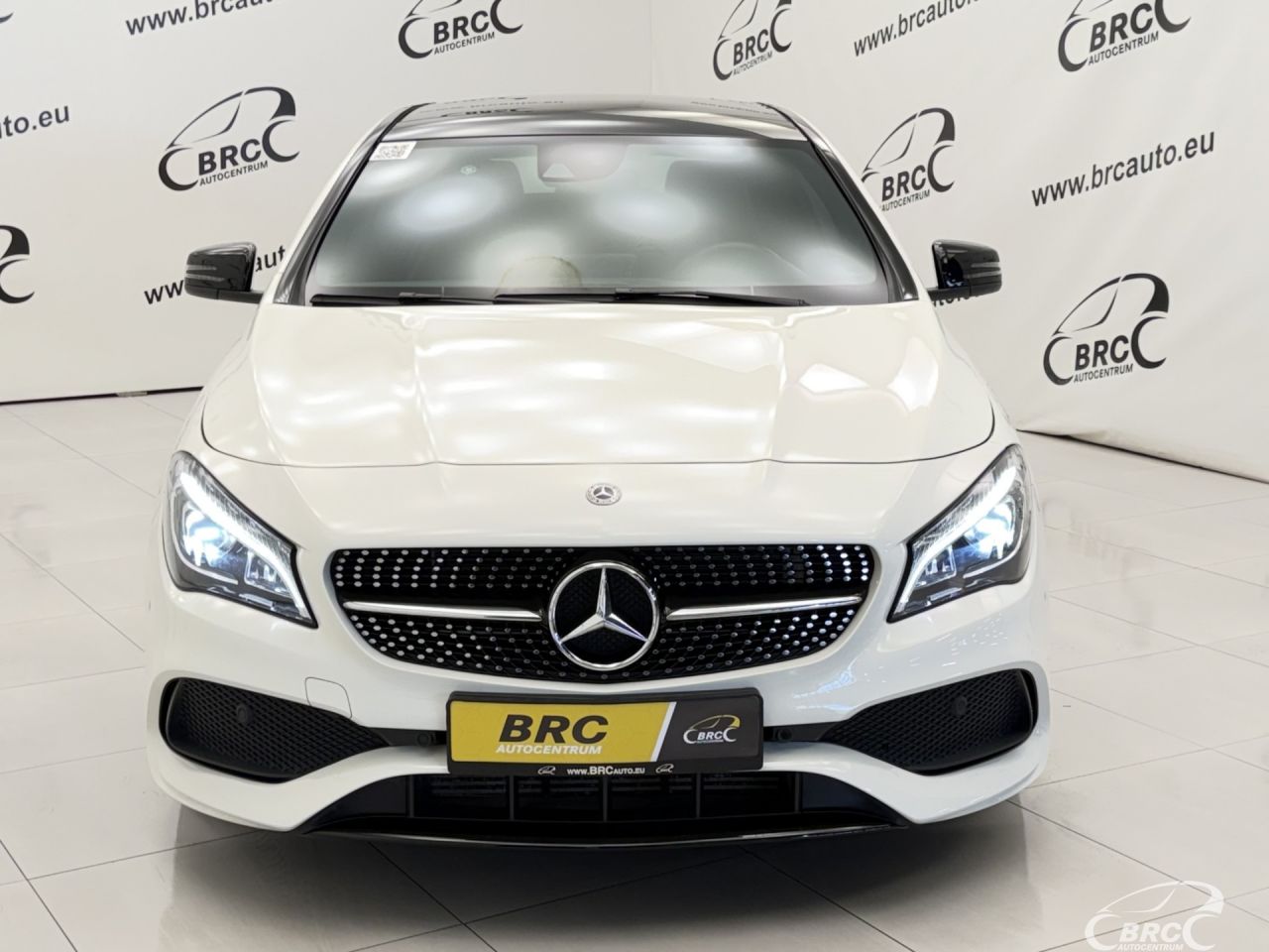Mercedes-Benz CLA220 | 45