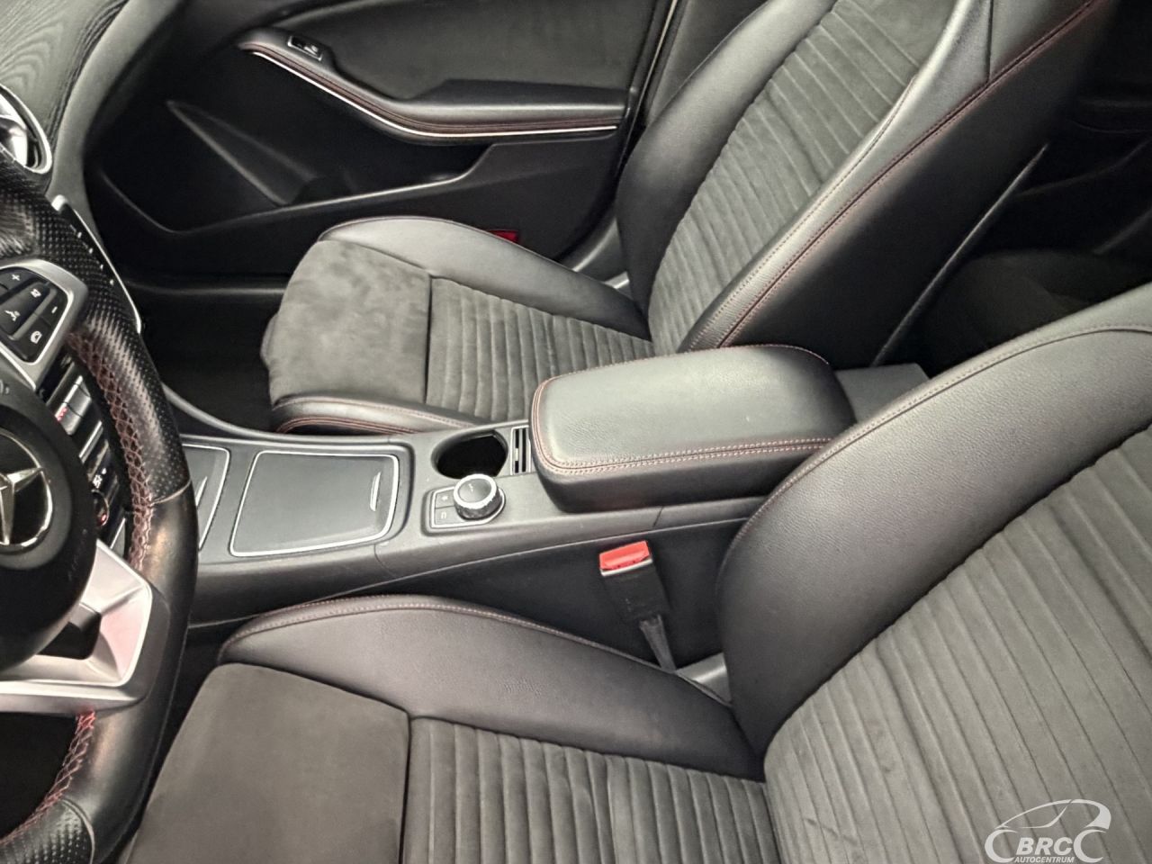 Mercedes-Benz CLA220 | 22