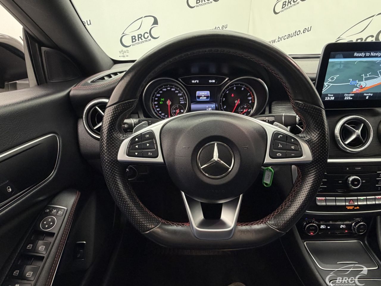 Mercedes-Benz CLA220 | 26