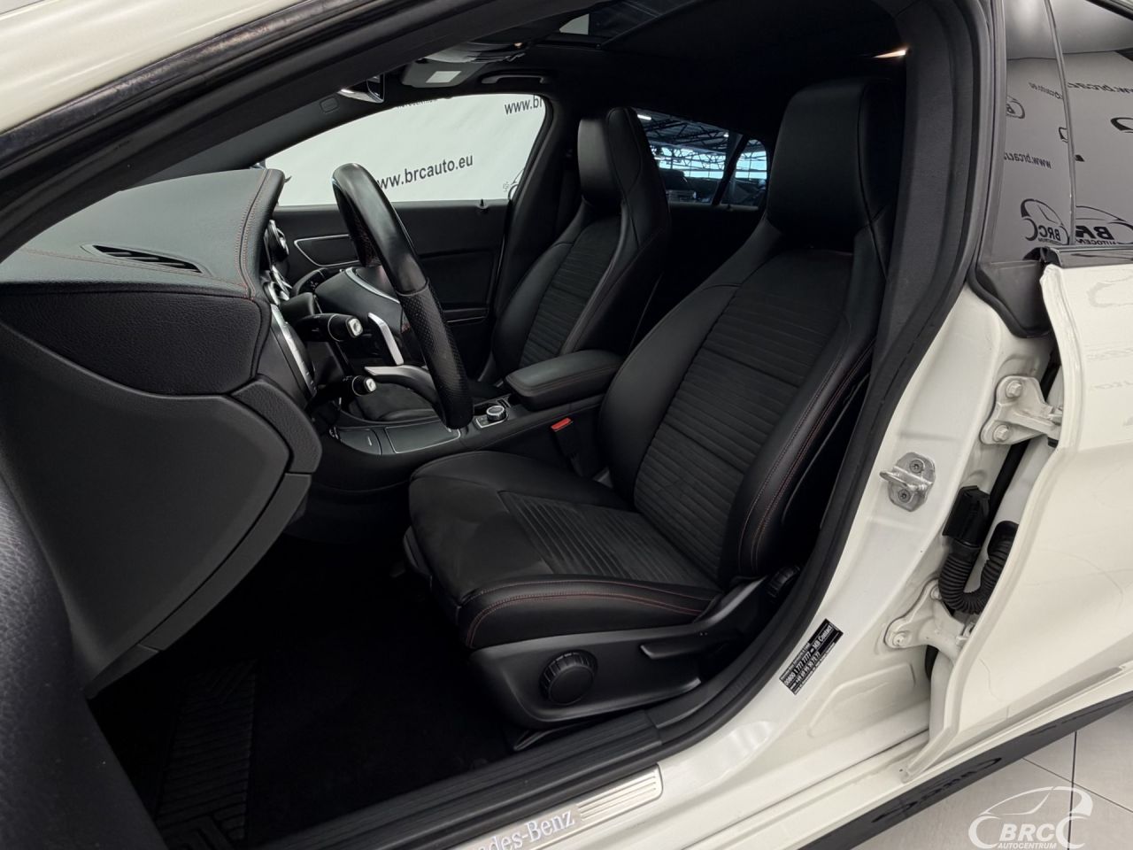 Mercedes-Benz CLA220 | 21