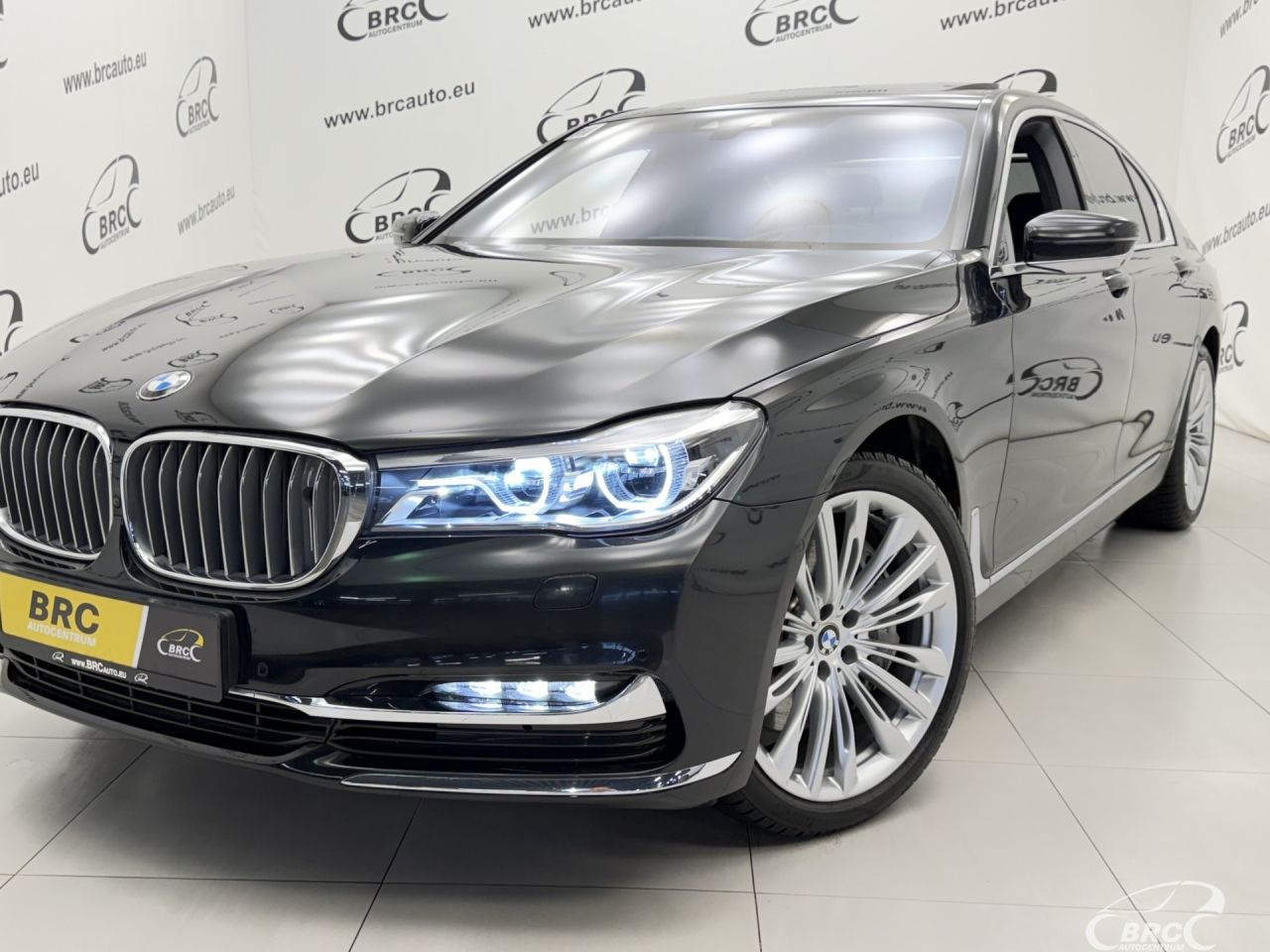 BMW 750 | 55