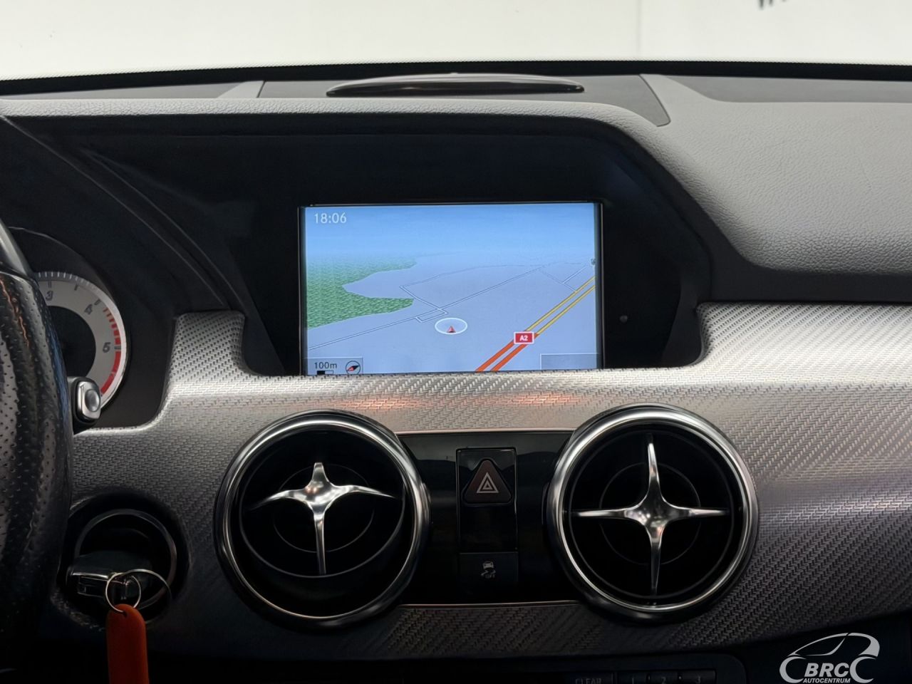 Mercedes-Benz GLK220 | 14