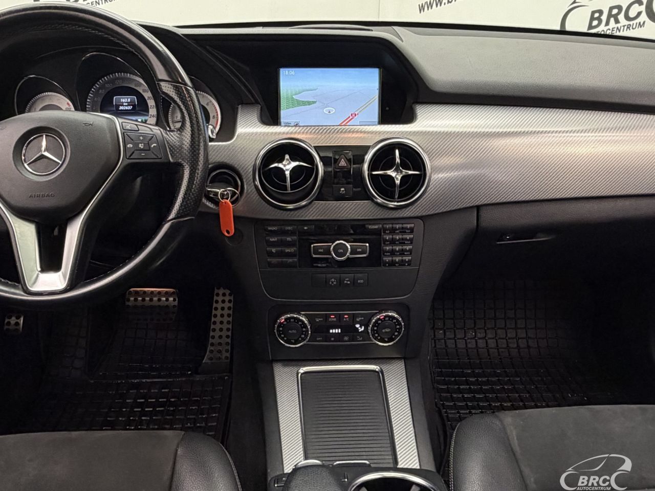 Mercedes-Benz GLK220 | 13