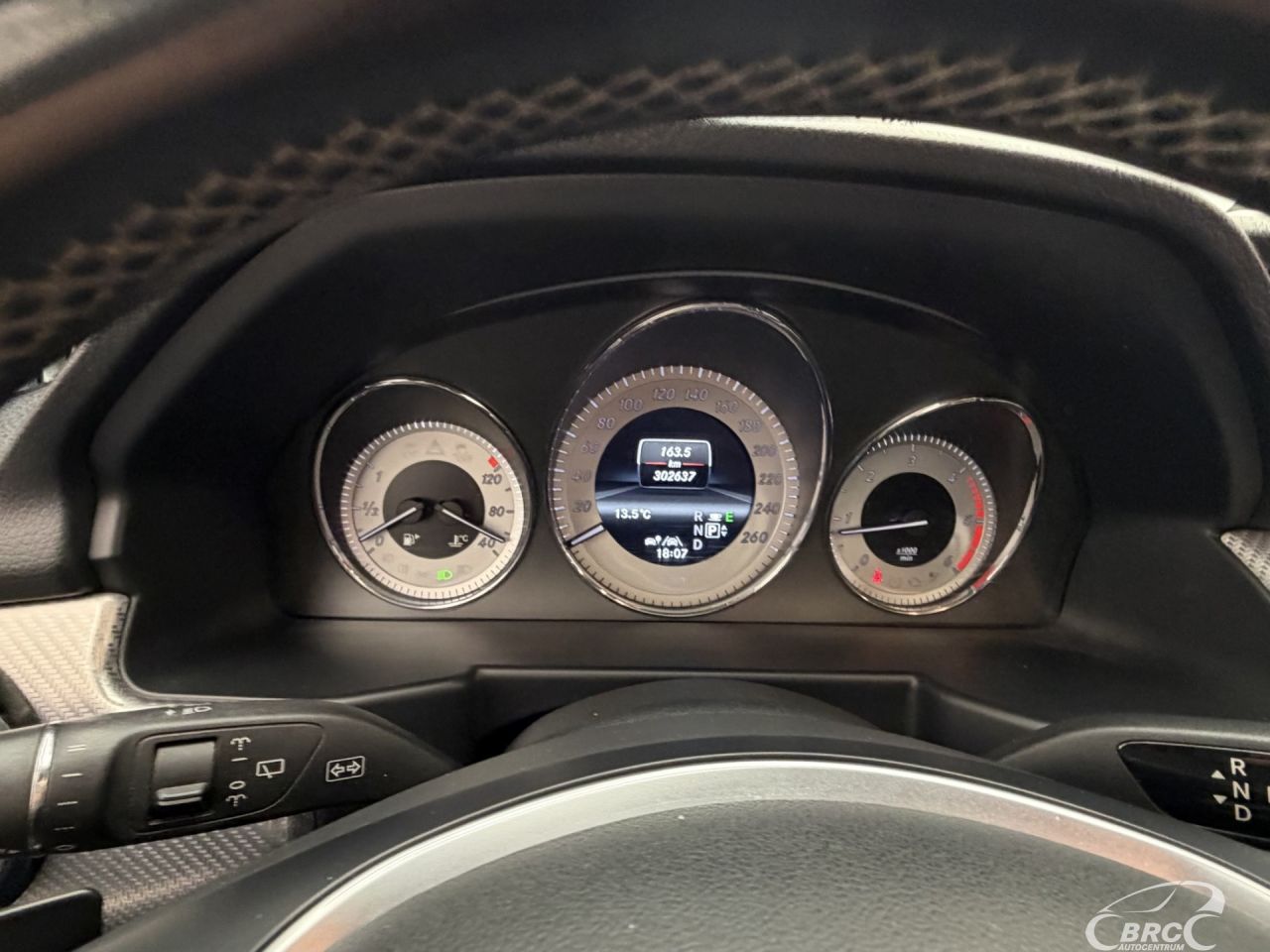 Mercedes-Benz GLK220 | 29