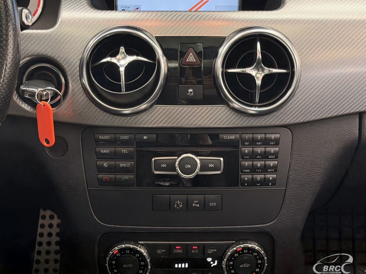 Mercedes-Benz GLK220 | 15