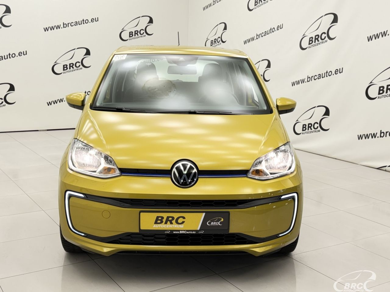 Volkswagen Up | 35