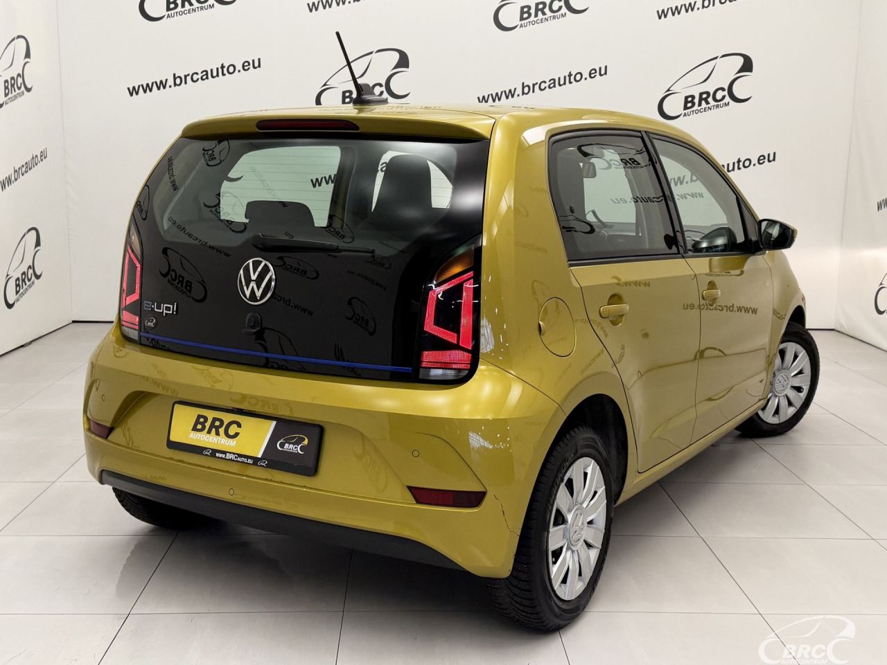 Volkswagen Up | 34