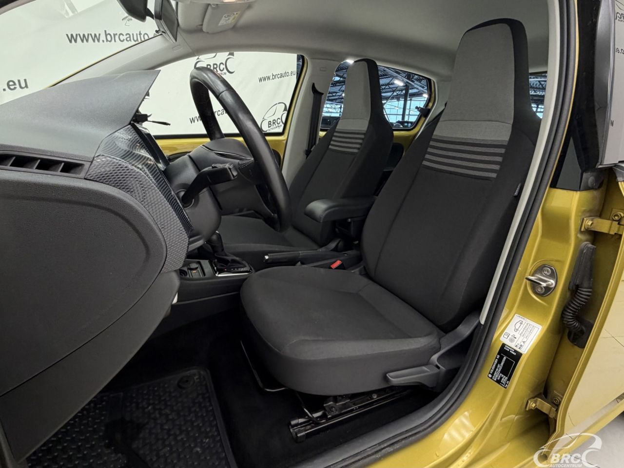 Volkswagen Up | 19