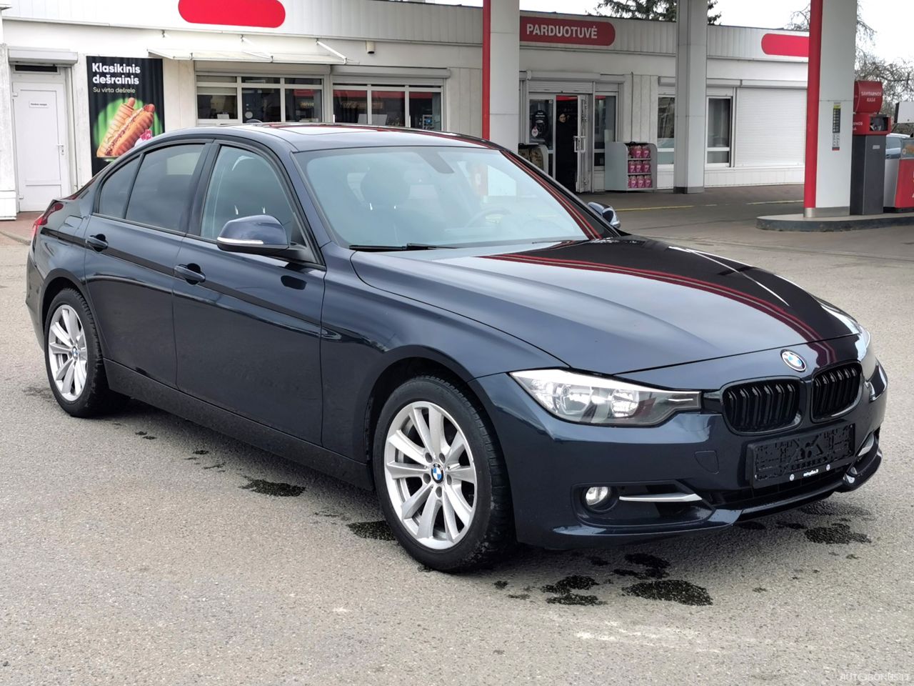 BMW 320 | 7