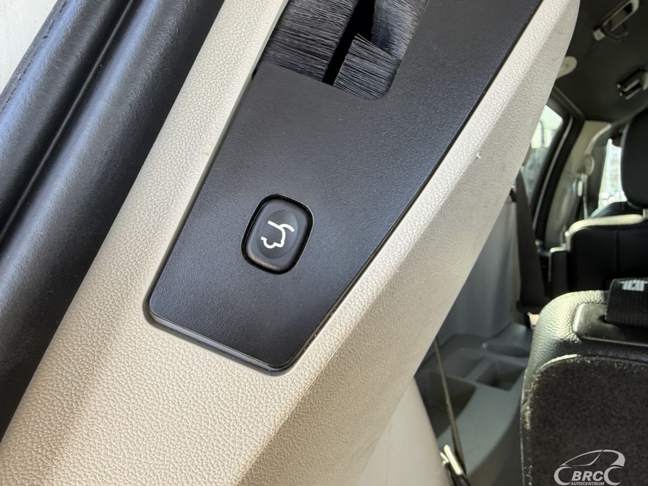 Dodge Grand Caravan | 8