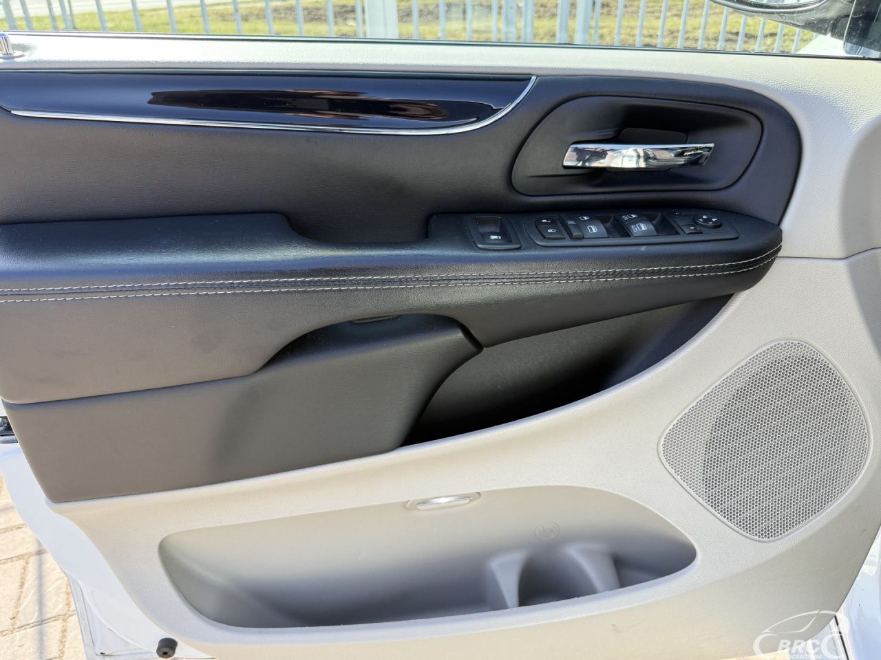 Dodge Grand Caravan | 10