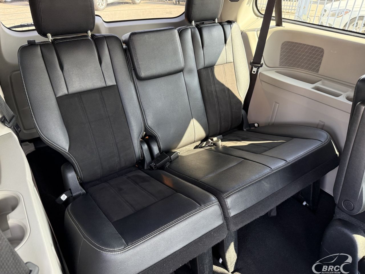 Dodge Grand Caravan | 4