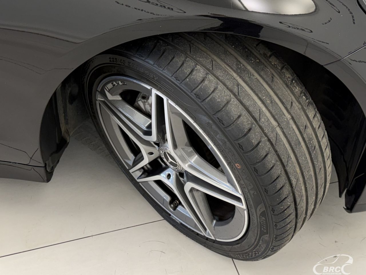 Mercedes-Benz C220 | 47