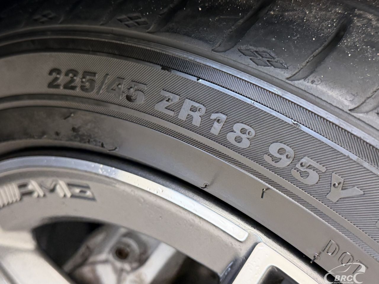 Mercedes-Benz C220 | 48