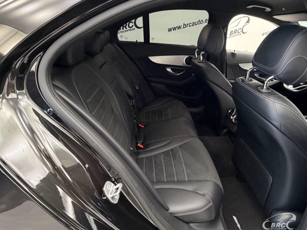 Mercedes-Benz C220 | 10