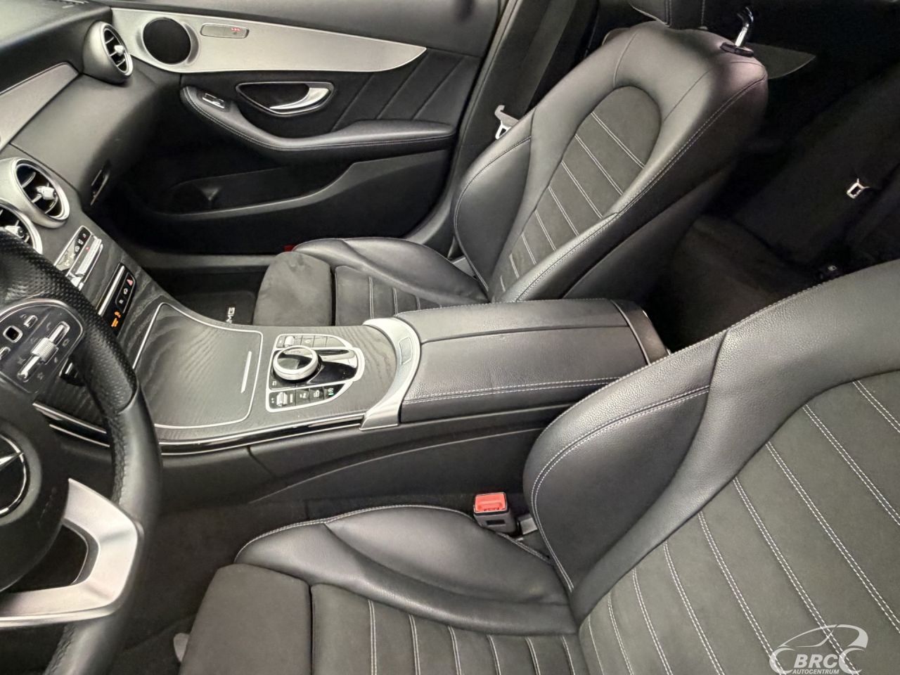 Mercedes-Benz C220 | 23