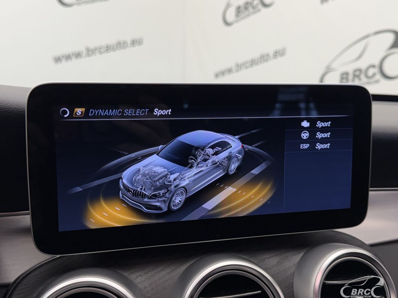 Mercedes-Benz C220 | 44