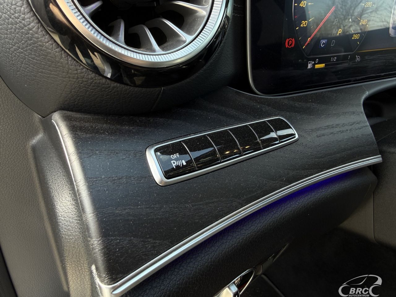 Mercedes-Benz E350 | 15