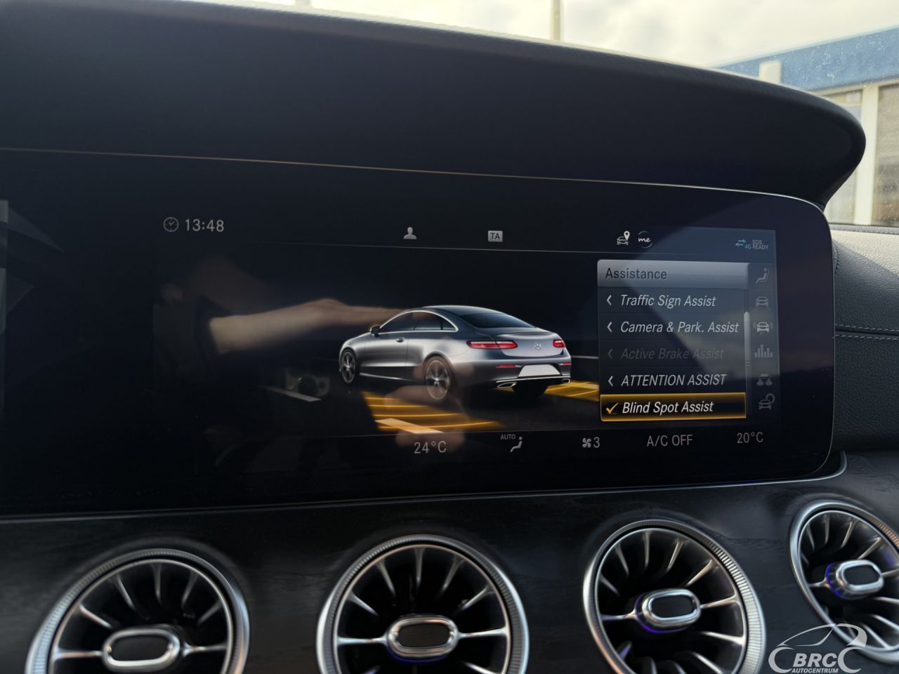 Mercedes-Benz E350 | 30